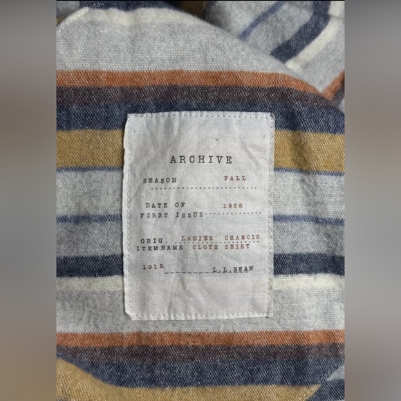 L.L. Bean Signature Series Aztec Archive Chamois Tunic Shirt w/ Pockets - Picture 15 of 16
